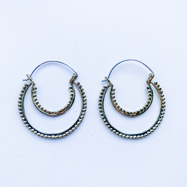 Boucles d'oreilles croissant de lune en laiton (le cintre est en argent sterling)