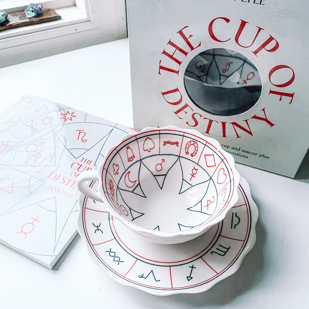Cup of Destiny - Jane Lyle (lecture de feuilles de thé)