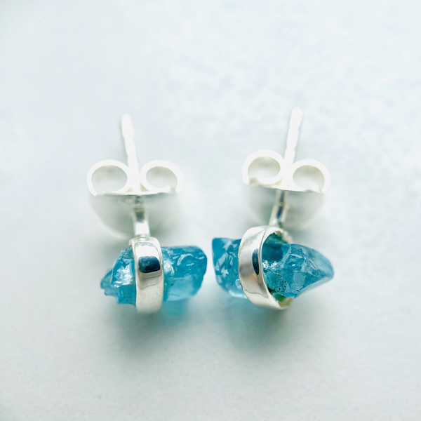 Boucles d'oreilles apatite brute en argent sterling