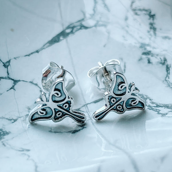Boucles d'oreilles Luna Moth clous en argent sterling