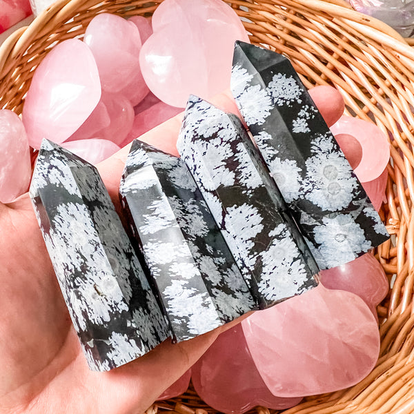 Pointe d'obsidienne flocon de neige