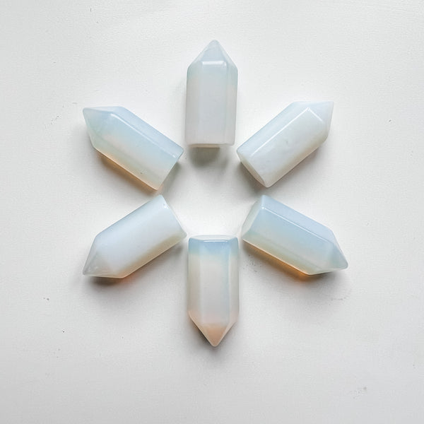 Petite Pointe - Opalite