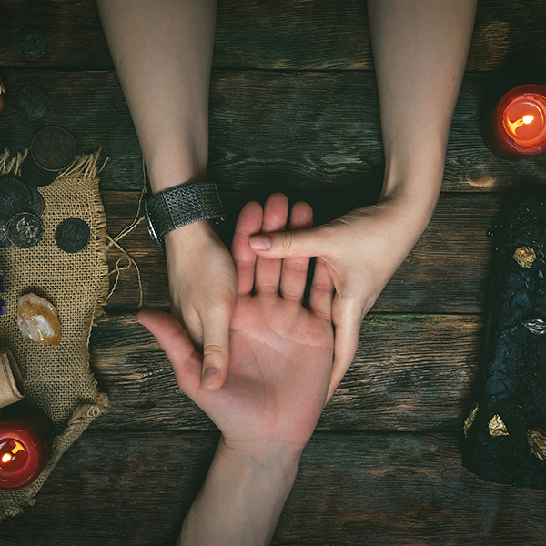 Lecture de la paume de la main de 30 minutes par téléphone/en ligne - Hannah Luft