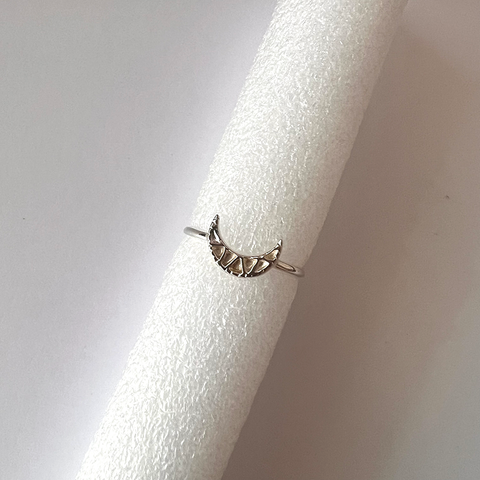 Ring crescent moon sterling silver