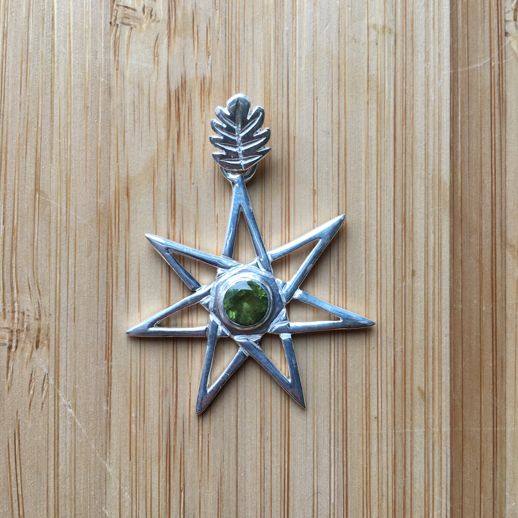Pendant fairy star peridot leaf bale sterling silver