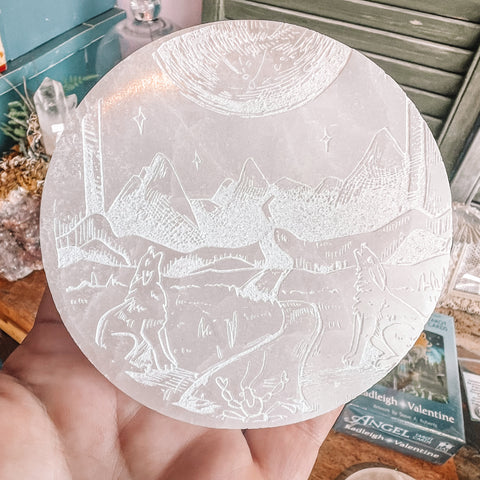Plaque de chargement en cristal de sélénite 9-10 cm - Arcanes majeurs : La Lune
