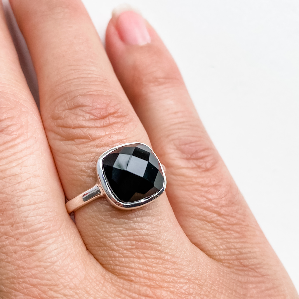 Bague onyx facette carrée argent massif