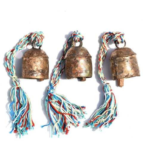 Mini bell with tassel (1 bell)