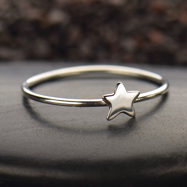 Ring tiny star sterling silver