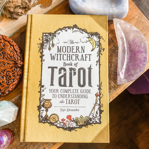 Livre de Tarot de sorcellerie moderne - Skye Alexander