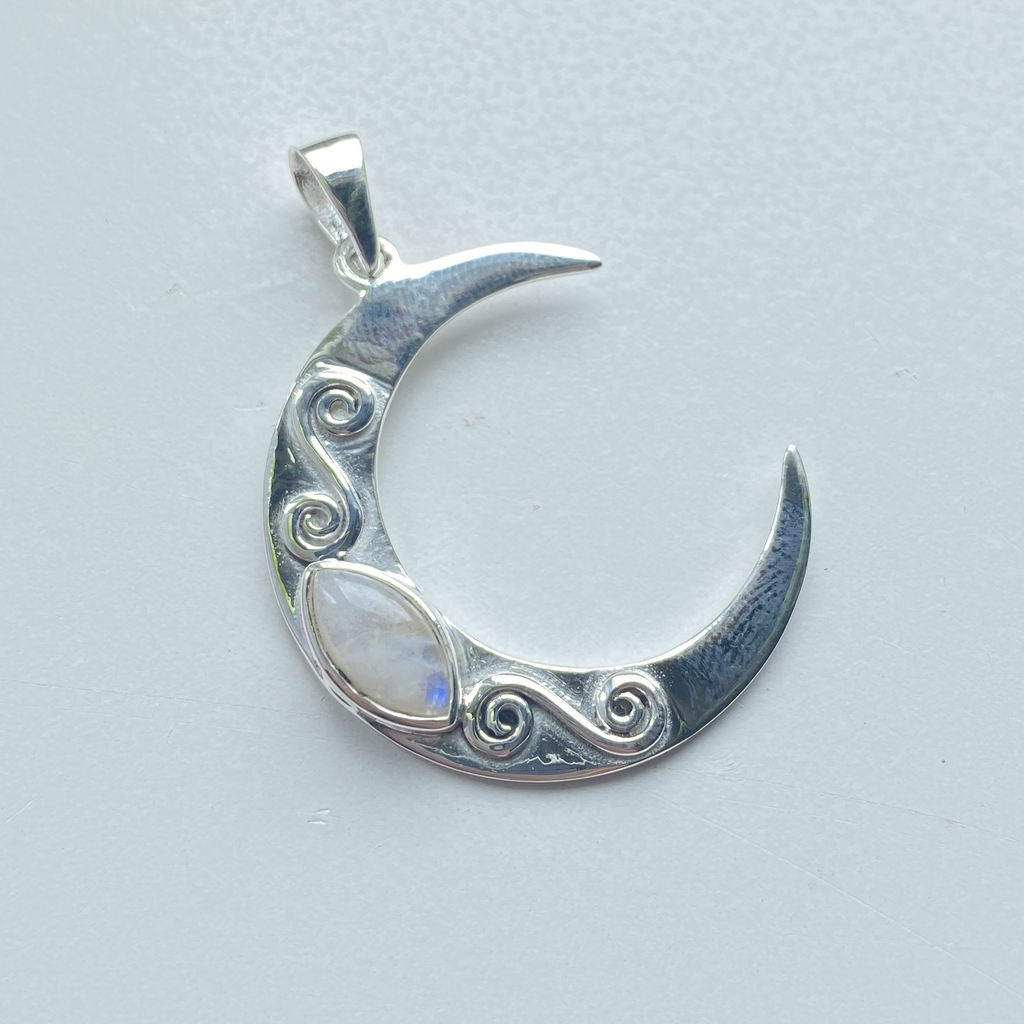 Pendentif lune avec pierre de lune ovale en argent sterling