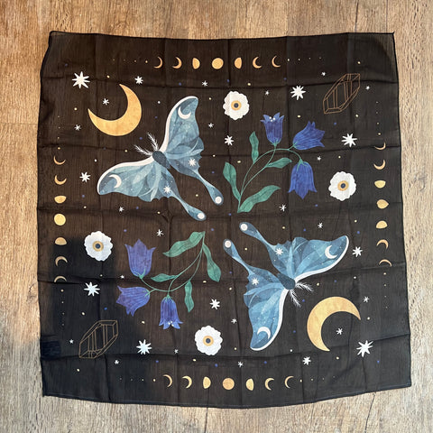Foulard Moon Butterfly - Foulard en mousseline recyclée - Tapis d’autel