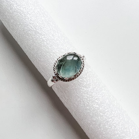Ring apatite oval sterling silver