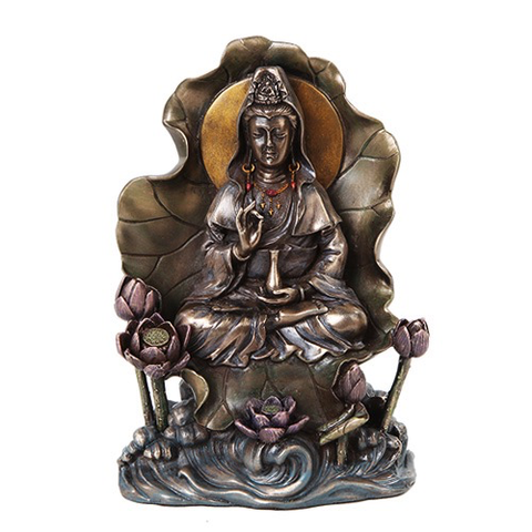 Statue peinte à la main de Lotus Kuan Yin