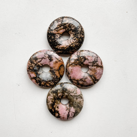 Donut/Pi disc rhodonite 30mm